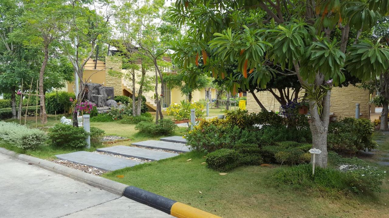 Bangkok.Grand.Resort Bang Bo Luaran gambar