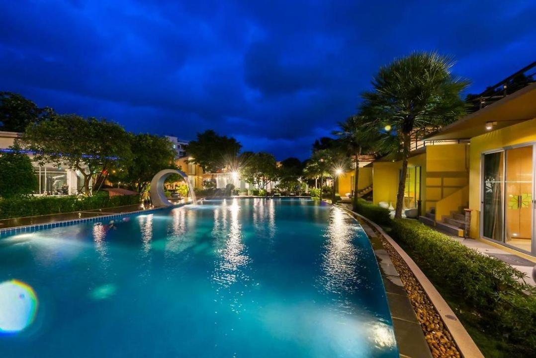 Bangkok.Grand.Resort Bang Bo Luaran gambar