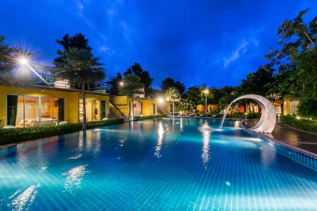 Bangkok.Grand.Resort Bang Bo Luaran gambar