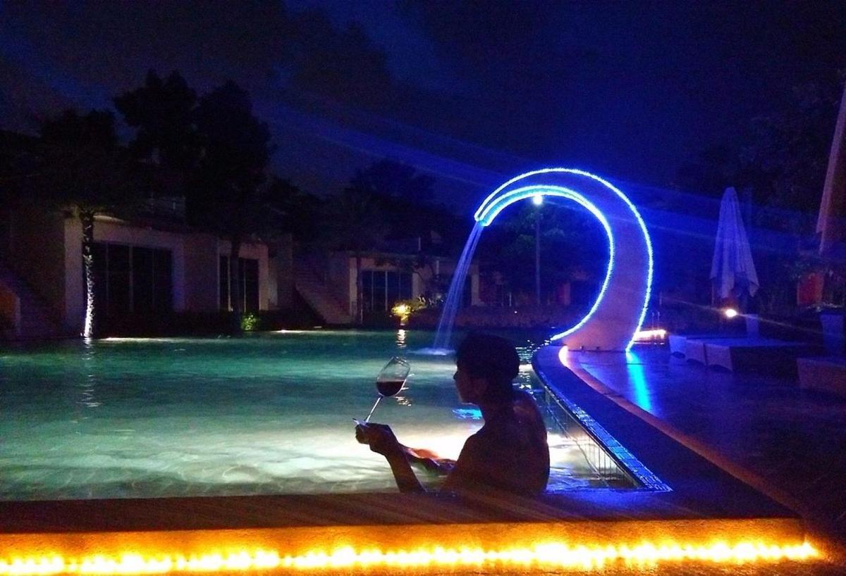 Bangkok.Grand.Resort Bang Bo Luaran gambar