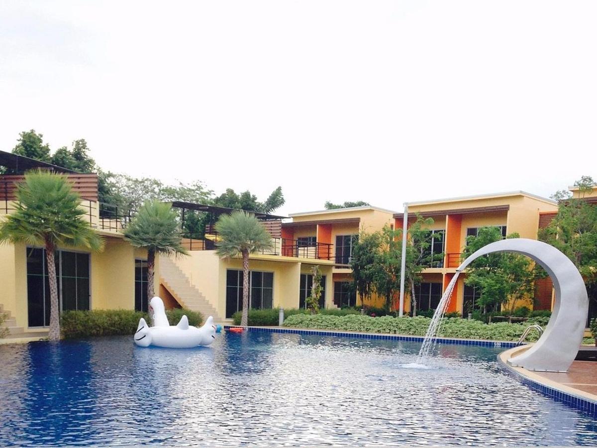 Bangkok.Grand.Resort Bang Bo Luaran gambar