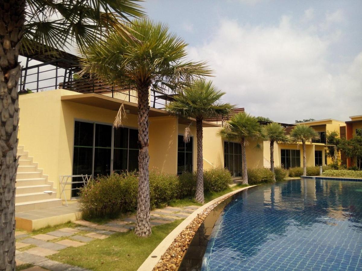 Bangkok.Grand.Resort Bang Bo Luaran gambar